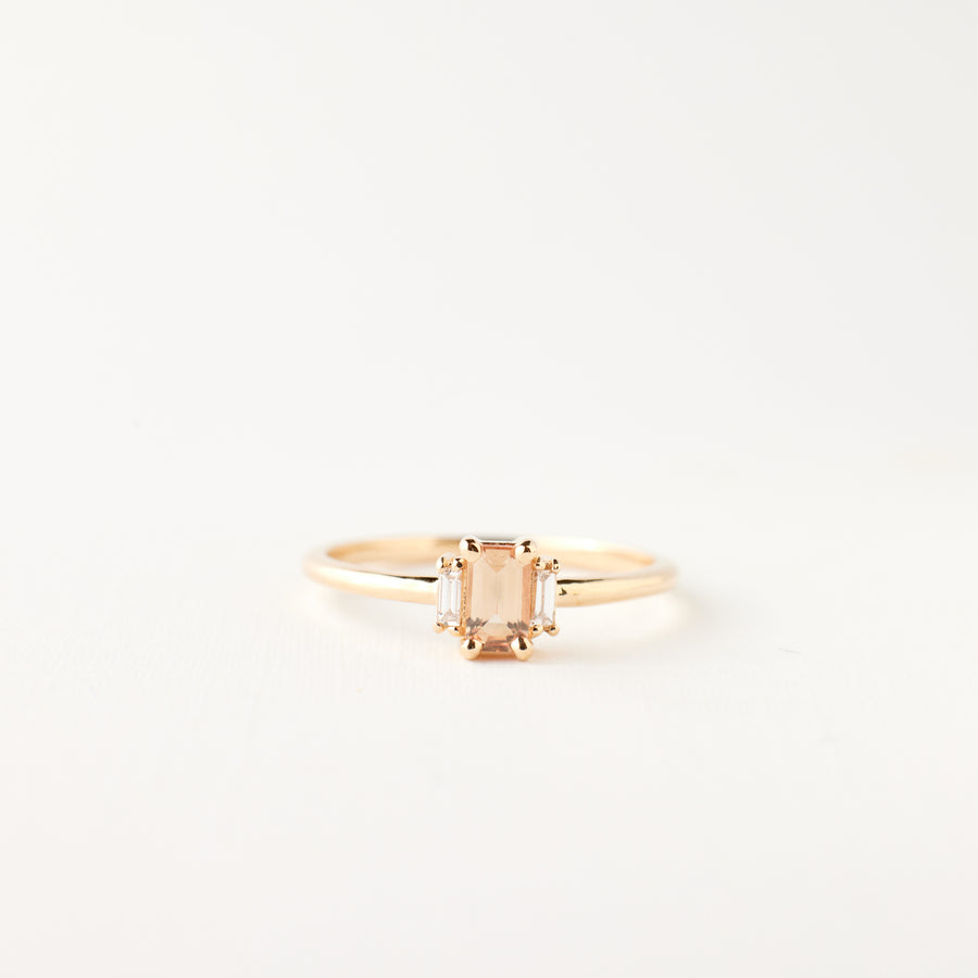 Ginger Ring - Peach Sunset Sapphire