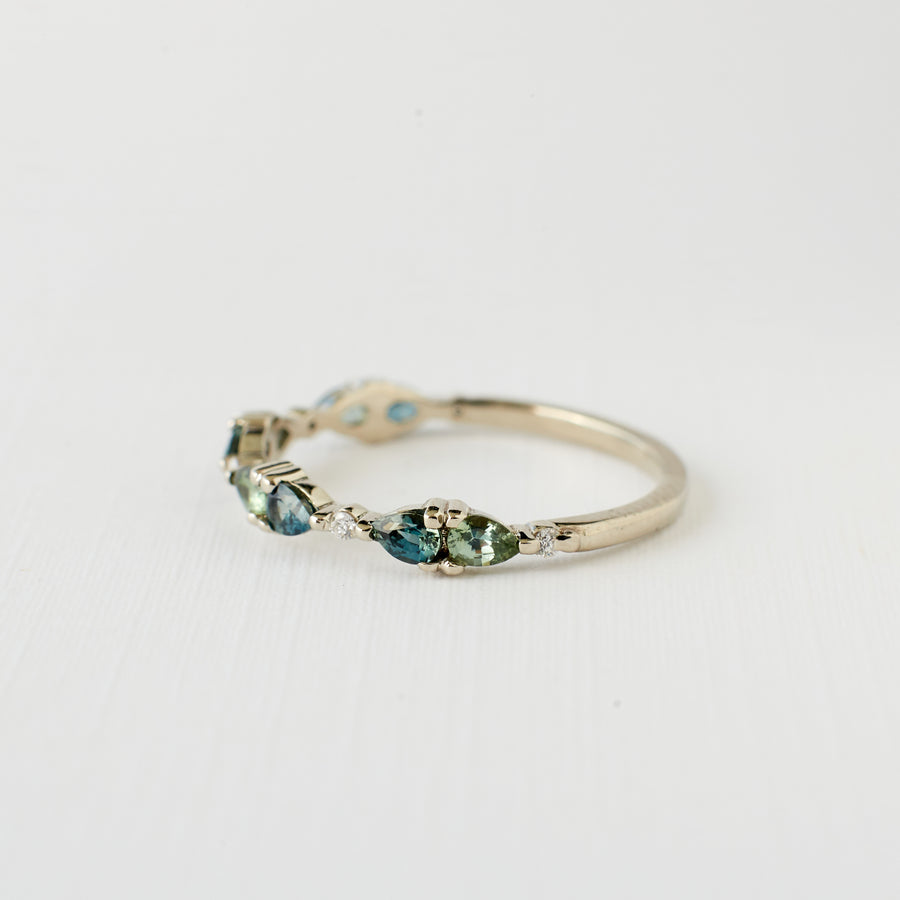 Willow Ring - Blue-green sapphires