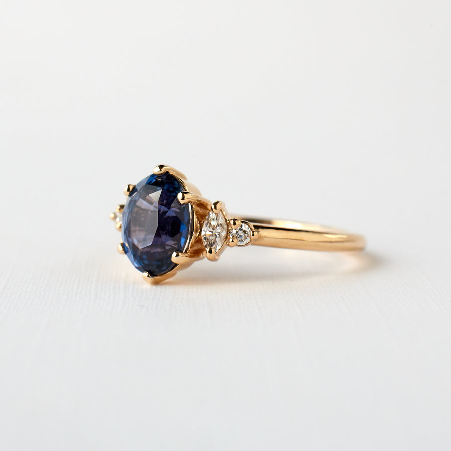 Desi Ring - 2.03 carat color-change sapphire