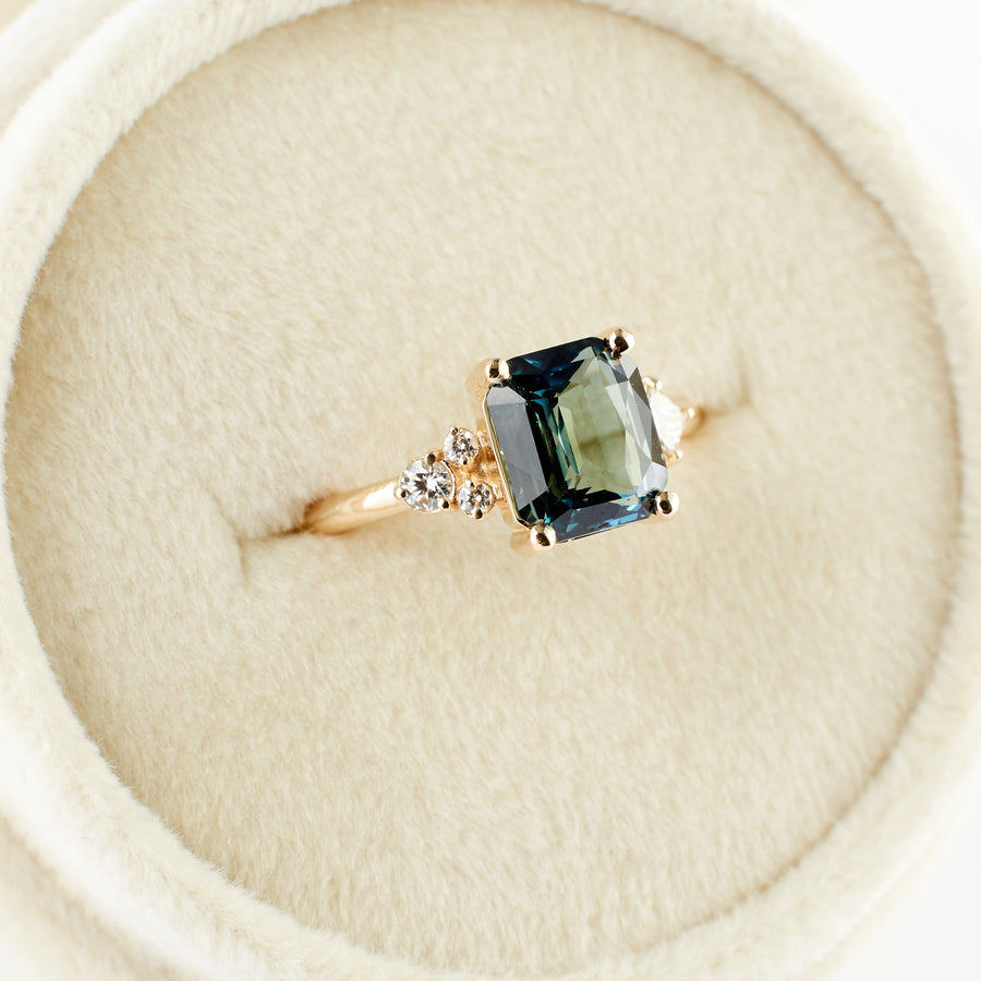 Jane ring - 2.53 carat radiant cut sapphire