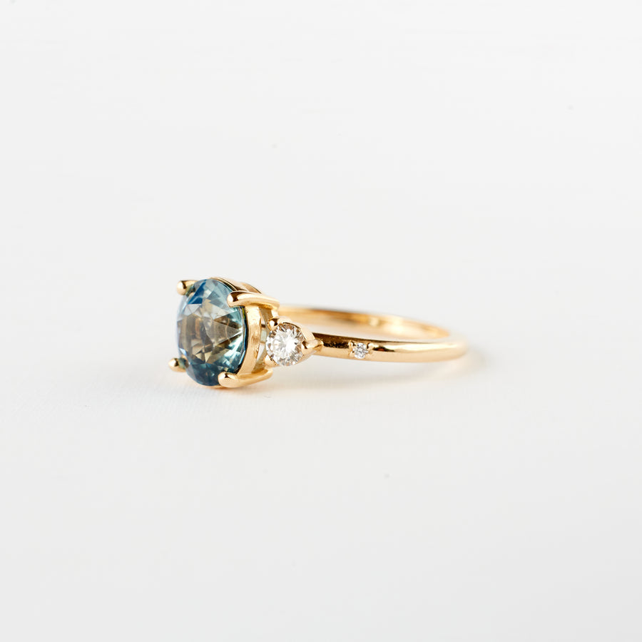 Clio Ring - 2.54 Carat Green Teal Icy Blue Sapphire