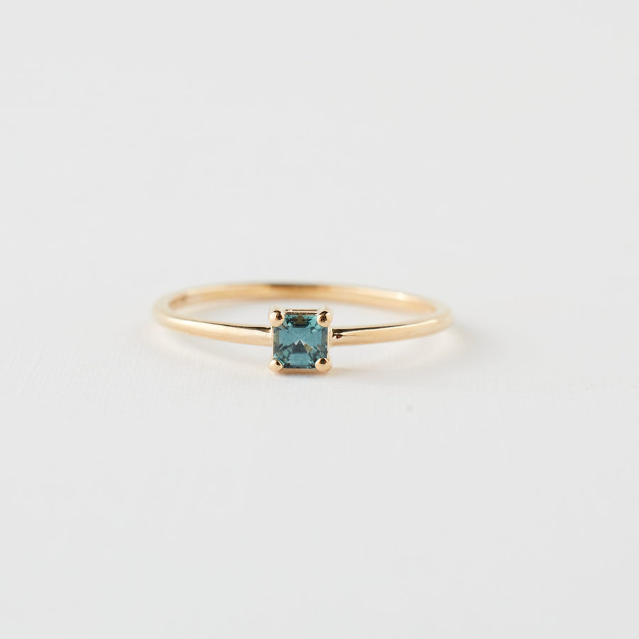Zelda Ring - Blue Asscher Sapphire