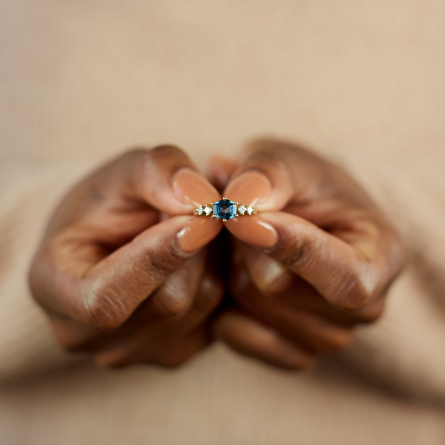 Valentina Ring - 1.57 carat hexagon sapphire
